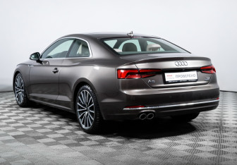 Подержанный автомобиль Audi A5 Coupe 2016 года (7 фото)