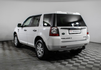 Подержанный автомобиль Land Rover Freelander 2011 года (6 фото)