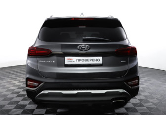 Подержанный автомобиль Hyundai Santa Fe 2020 года (6 фото)