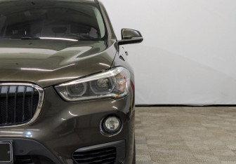 Подержанный автомобиль BMW X1 2018 года (17 фото)