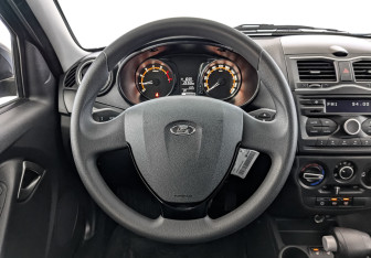 Подержанный автомобиль LADA (ВАЗ) Granta Liftback 2024 года (22 фото)