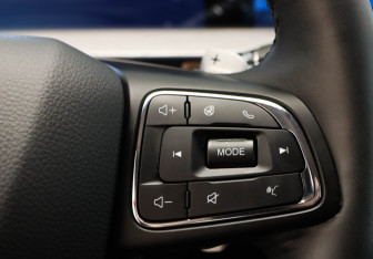 Подержанный автомобиль Exeed LX 2023 года (10 фото)