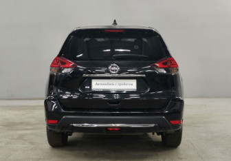 Подержанный автомобиль Nissan X-Trail 2020 года (6 фото)