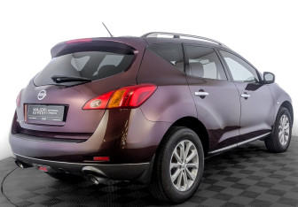 Подержанный автомобиль Nissan Murano Suv 2011 года (5 фото)
