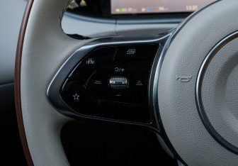 Подержанный автомобиль Voyah Free 2023 года (31 фото)