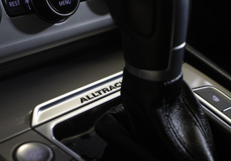 Подержанный автомобиль Volkswagen Passat Wagon 2016 года (23 фото)