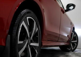 Подержанный автомобиль Kaiyi E5 2023 года (9 фото)