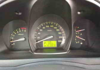 Подержанный автомобиль Kia Cerato Sedan 2008 года (12 фото)