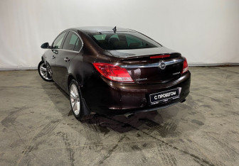 Подержанный автомобиль Opel Insignia Liftback 2013 года (7 фото)