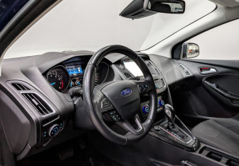 Подержанный автомобиль Ford Focus Wagon 2019 года (15 фото)