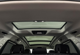 Подержанный автомобиль BMW X7 2019 года (22 фото)