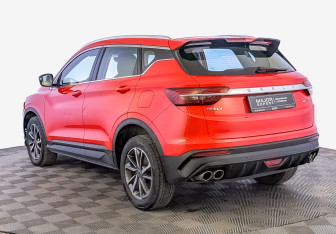 Подержанный автомобиль Geely Coolray 2023 года (7 фото)