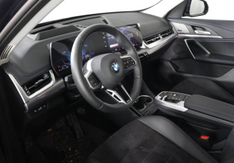 Новый BMW X1 2025 (12 фото)