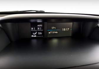 Подержанный автомобиль Subaru Forester Suv 2014 года (27 фото)