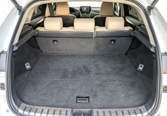 Подержанный автомобиль Lexus NX 2019 года (11 фото)