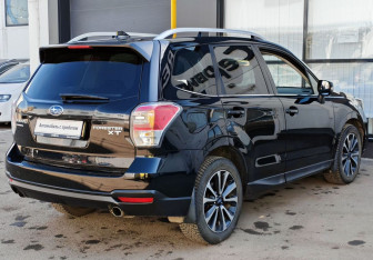 Подержанный автомобиль Subaru Forester Suv 2016 года (5 фото)