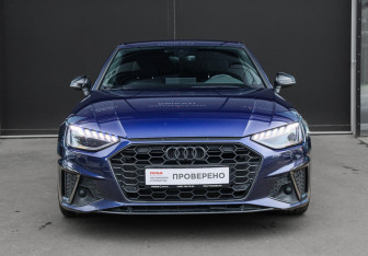 Подержанный автомобиль Audi A4 Sedan 2020 года (2 фото)
