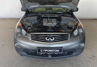 Подержанный автомобиль Infiniti EX 2012 года (19 фото)