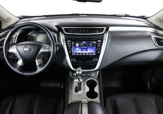 Подержанный автомобиль Nissan Murano Suv 2021 года (9 фото)