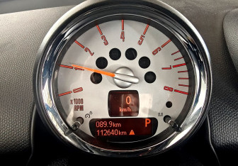 Подержанный автомобиль MINI Countryman 2010 года (13 фото)