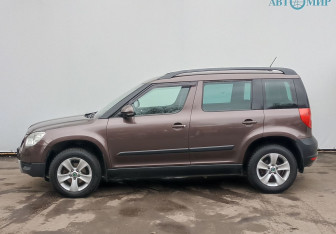 Подержанный автомобиль Skoda Yeti 2013 года (8 фото)