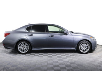 Подержанный автомобиль Lexus GS 2012 года (4 фото)
