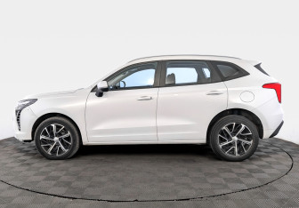 Подержанный автомобиль Haval Jolion 2022 года (8 фото)
