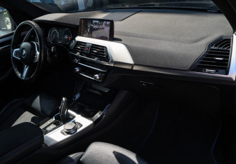 Подержанный автомобиль BMW X3 2019 года (7 фото)