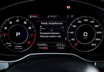 Подержанный автомобиль Audi Q7 2019 года (11 фото)
