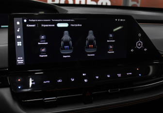 Подержанный автомобиль Changan UNI-K 2023 года (24 фото)