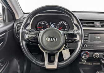 Подержанный автомобиль Kia Rio Hatchback 2021 года (21 фото)