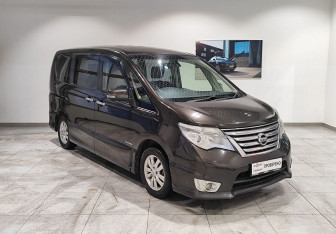 Подержанный автомобиль Nissan Serena Minivan 2014 года (3 фото)