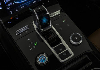 Подержанный автомобиль Chery Tiggo 8 Pro Max 2022 года (17 фото)