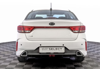 Подержанный автомобиль Kia Rio Sedan 2021 года (6 фото)