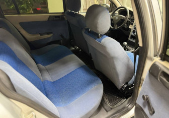 Подержанный автомобиль Chevrolet Viva 2005 года (10 фото)