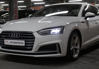 Подержанный автомобиль Audi A5 Liftback 2017 года (28 фото)