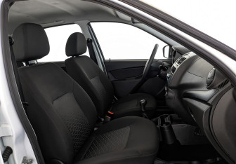 Подержанный автомобиль LADA (ВАЗ) Granta Sedan 2023 года (24 фото)