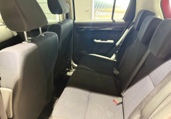 Подержанный автомобиль Suzuki Swift Hatchback 2007 года (15 фото)