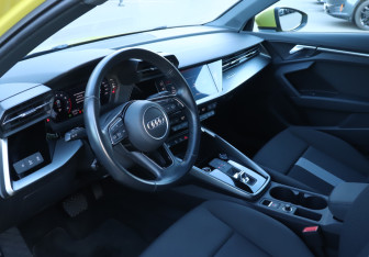 Подержанный автомобиль Audi A3 Sedan 2021 года (13 фото)