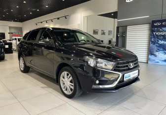Подержанный автомобиль LADA (ВАЗ) Vesta Wagon 2019 года (3 фото)
