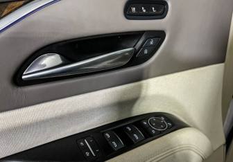 Подержанный автомобиль Cadillac Escalade Suv 2021 года (20 фото)