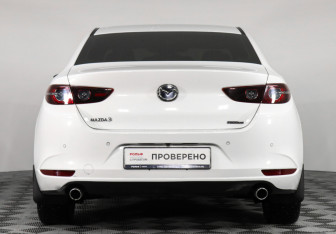 Подержанный автомобиль Mazda 3 Sedan 2024 года (6 фото)