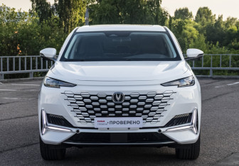 Подержанный автомобиль Changan UNI-K 2024 года (2 фото)