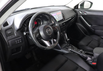 Подержанный автомобиль Mazda CX-5 2012 года (9 фото)
