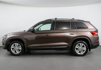 Подержанный автомобиль Skoda Kodiaq 2019 года (8 фото)