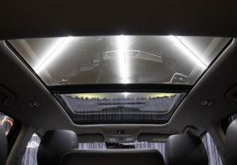 Подержанный автомобиль Evolute i-SPACE 2024 года (19 фото)