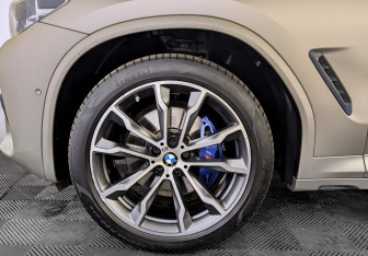 Подержанный автомобиль BMW X4 2019 года (18 фото)