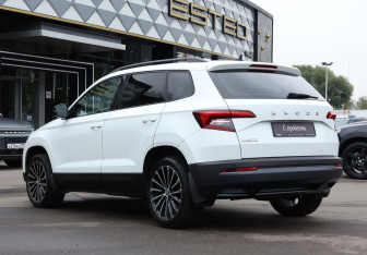 Подержанный автомобиль Skoda Karoq 2020 года (7 фото)