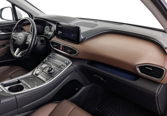 Подержанный автомобиль Hyundai Santa Fe 2021 года (13 фото)