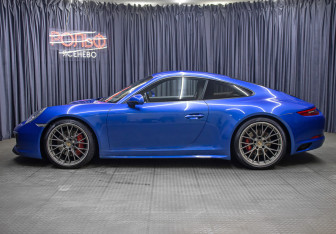Подержанный автомобиль Porsche 911 Coupe 2018 года (8 фото)